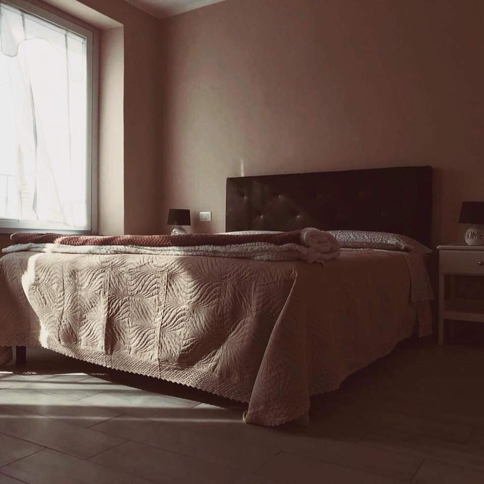 700Enolocanda Santa Giuletta Buitenkant foto